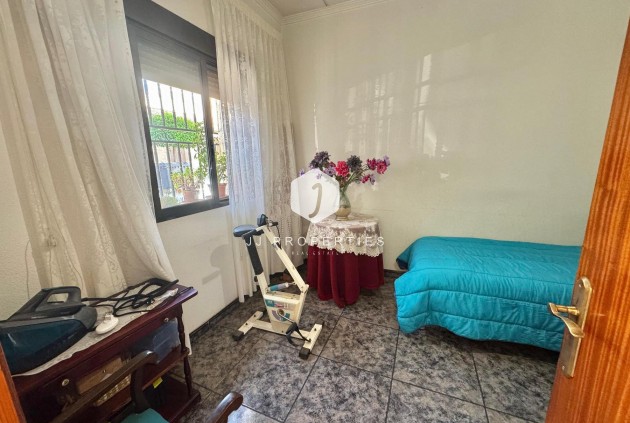 Segunda mano - Chalet -
Benejúzar - Inland