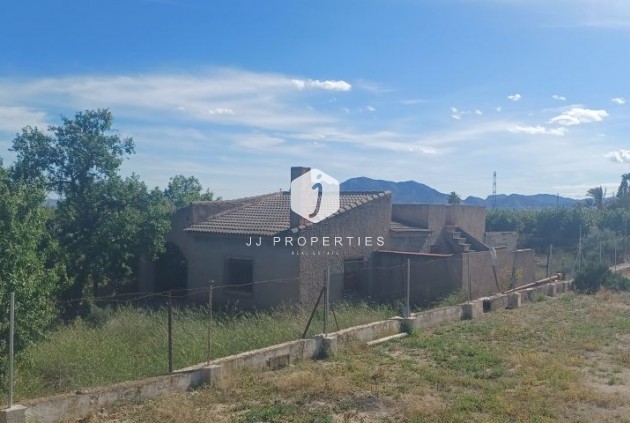 Tweedehands - Landelijk eigendom -
Albatera - Inland