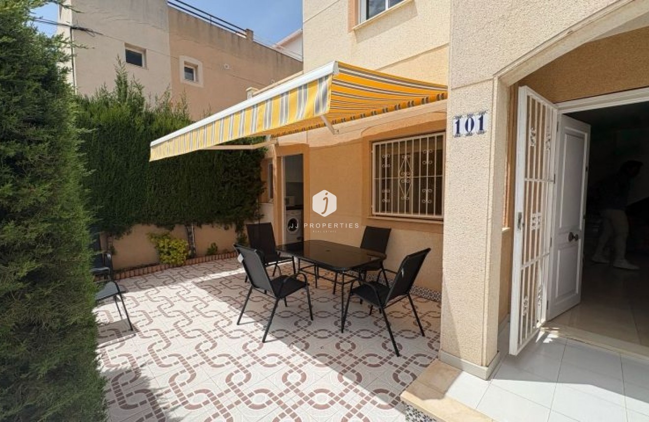 Segunda mano - Duplex -
Torrevieja - Costa Blanca