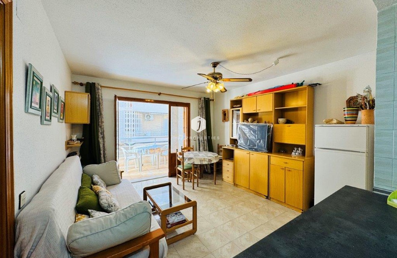 Segunda mano - Apartamento / piso -
La Mata - Costa Blanca