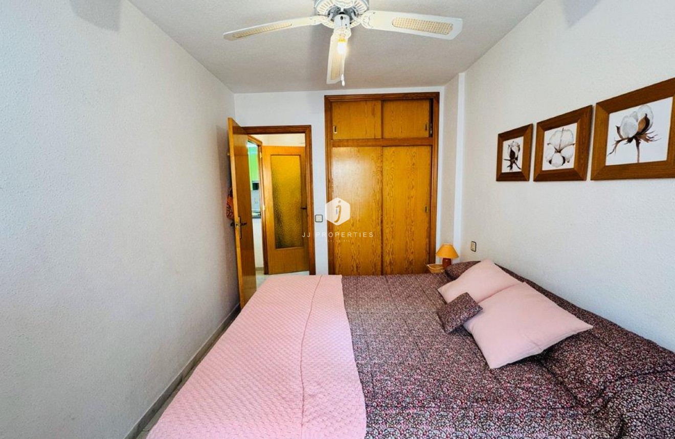 Segunda mano - Apartamento / piso -
La Mata - Costa Blanca