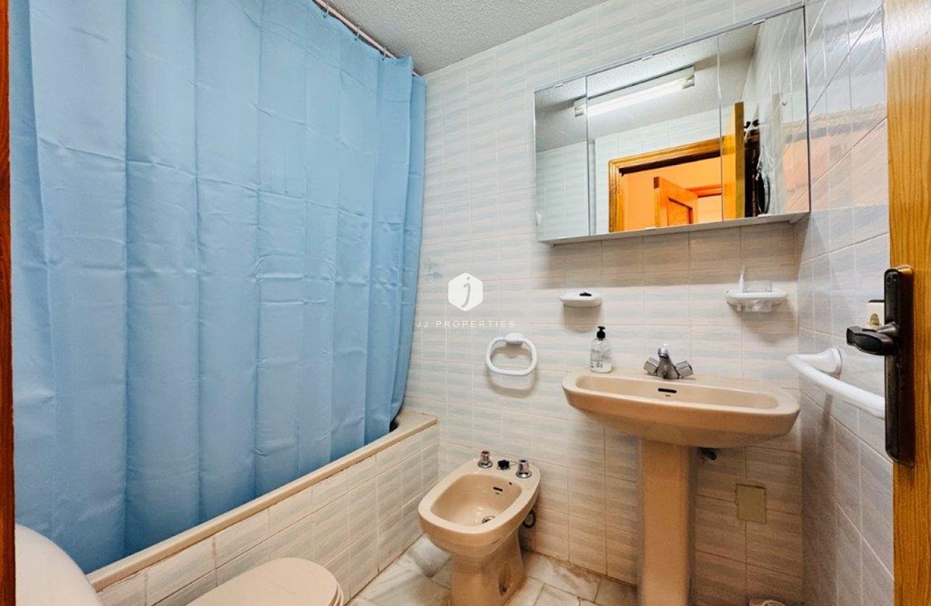 Segunda mano - Apartamento / piso -
La Mata - Costa Blanca