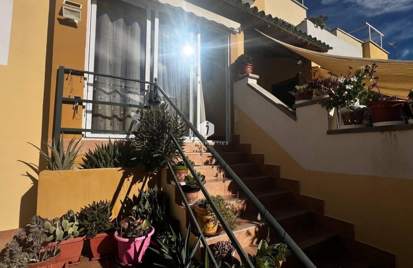 D'occasion - Chalet -
Orihuela Costa - Los Almendros-la Florida