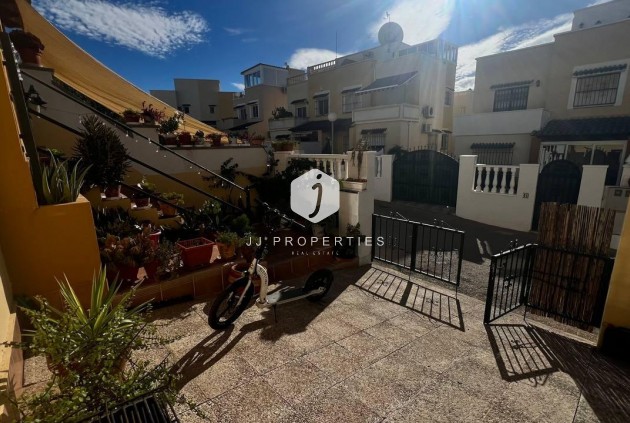 D'occasion - Chalet -
Orihuela Costa - Los Almendros-la Florida