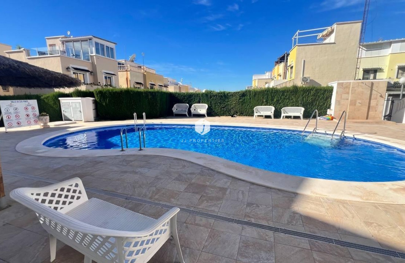 D'occasion - Chalet -
Orihuela Costa - Los Almendros-la Florida