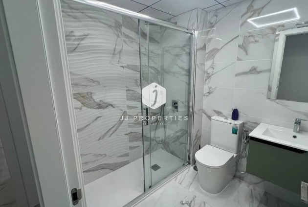 D'occasion - Appartement -
Torrevieja - PARQUE DE LAS NACIONES