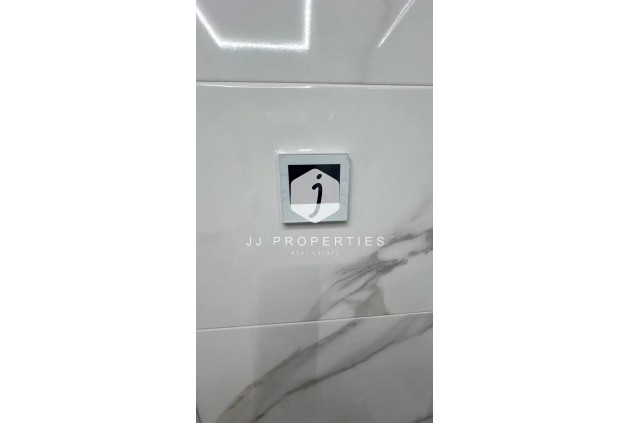 D'occasion - Appartement -
Torrevieja - PARQUE DE LAS NACIONES