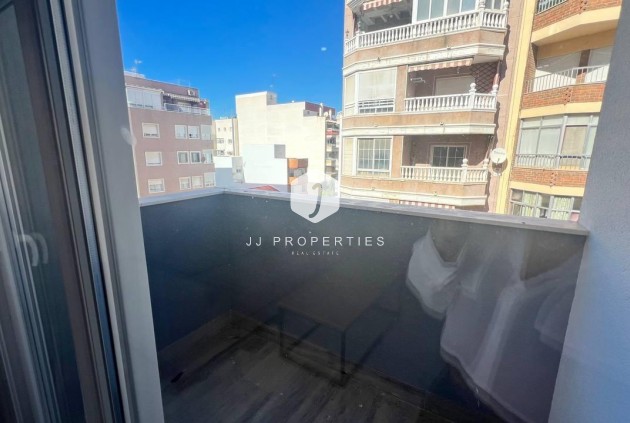 D'occasion - Appartement -
Torrevieja - PARQUE DE LAS NACIONES