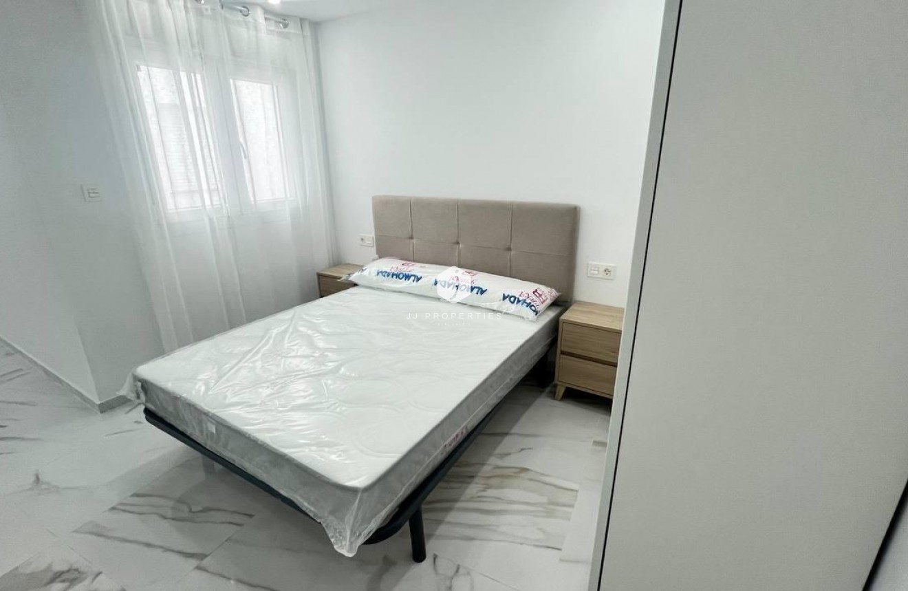 D'occasion - Appartement -
Torrevieja - PARQUE DE LAS NACIONES