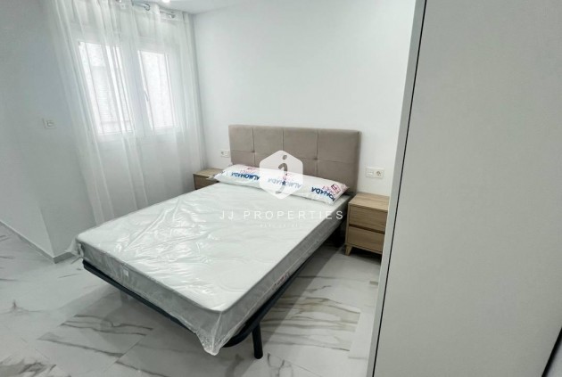 D'occasion - Appartement -
Torrevieja - PARQUE DE LAS NACIONES