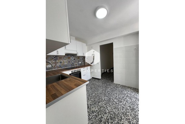 Segunda mano - Apartamento / piso -
Torrevieja - Centro