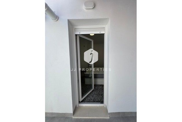 Segunda mano - Apartamento / piso -
Torrevieja - Centro