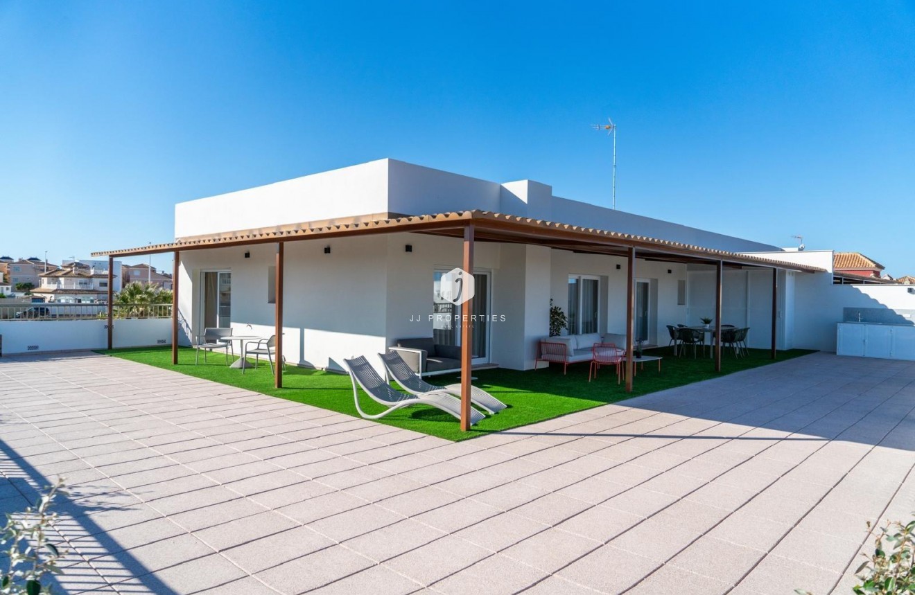 Segunda mano - Ático -
Orihuela Costa - La Regia