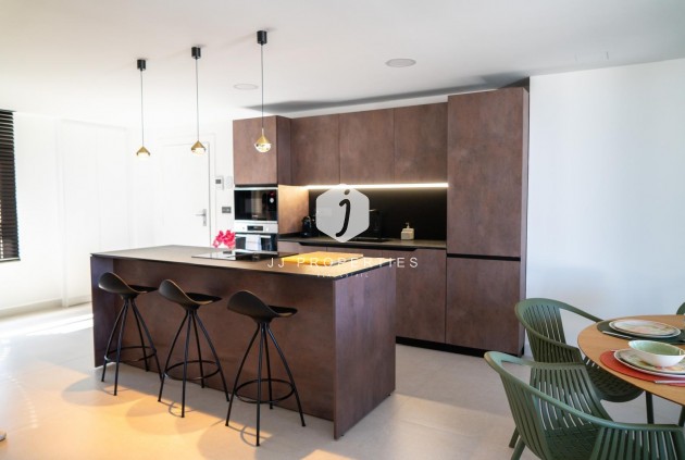 Segunda mano - Ático -
Orihuela Costa - La Regia