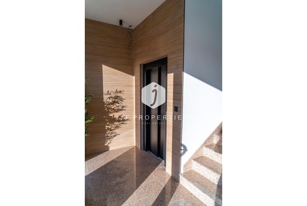 Segunda mano - Ático -
Orihuela Costa - La Regia