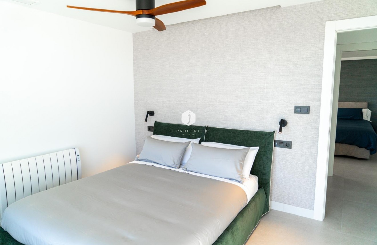 Segunda mano - Ático -
Orihuela Costa - La Regia