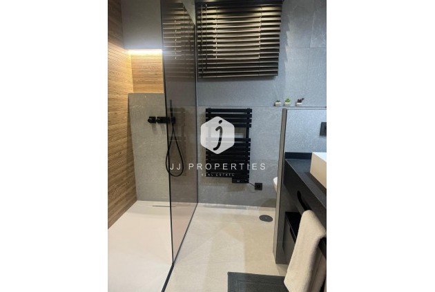 Tweedehands - Appartement / flat -
Torrevieja - La veleta