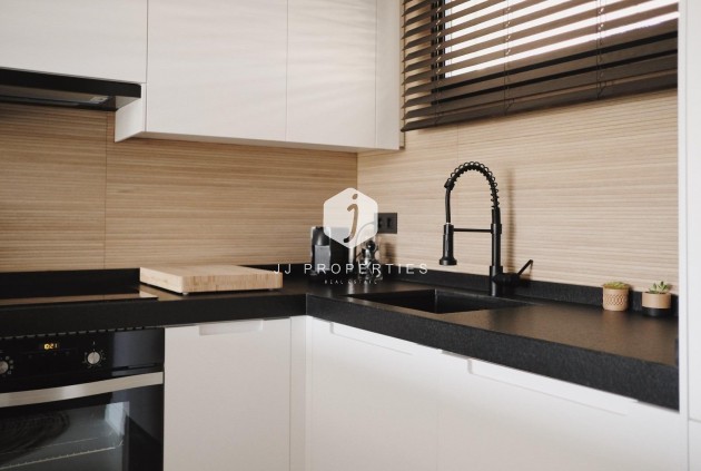 Tweedehands - Appartement / flat -
Torrevieja - La veleta