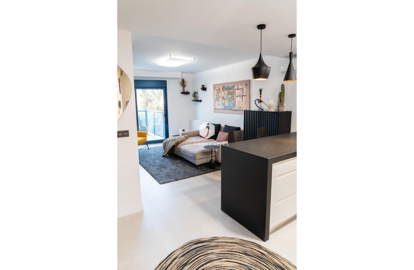 Tweedehands - Appartement / flat -
Torrevieja - La veleta