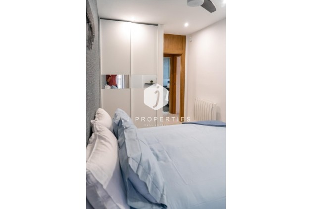 Tweedehands - Appartement / flat -
Torrevieja - La veleta