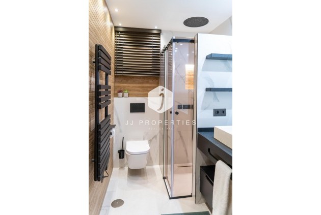 Tweedehands - Appartement / flat -
Torrevieja - La veleta