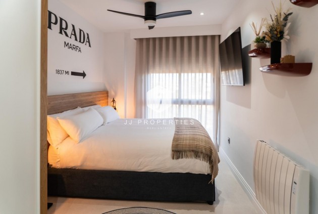 Tweedehands - Appartement / flat -
Torrevieja - La veleta