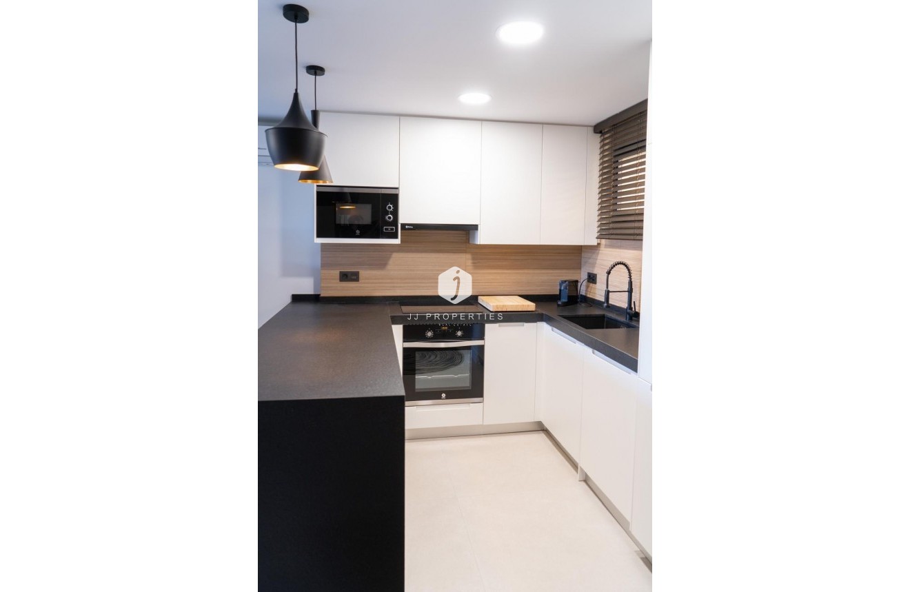 Tweedehands - Appartement / flat -
Torrevieja - La veleta