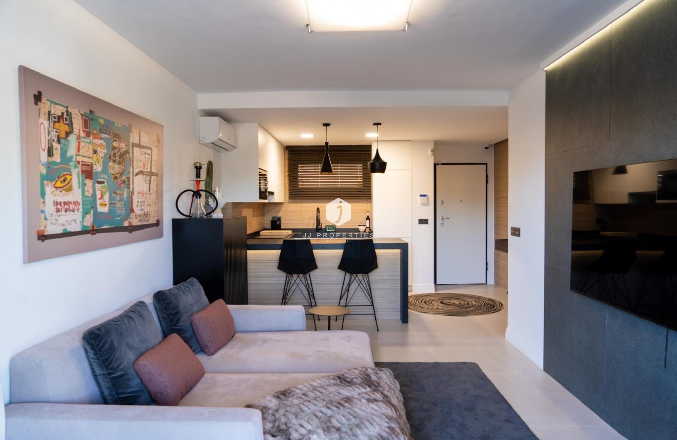 Tweedehands - Appartement / flat -
Torrevieja - La veleta