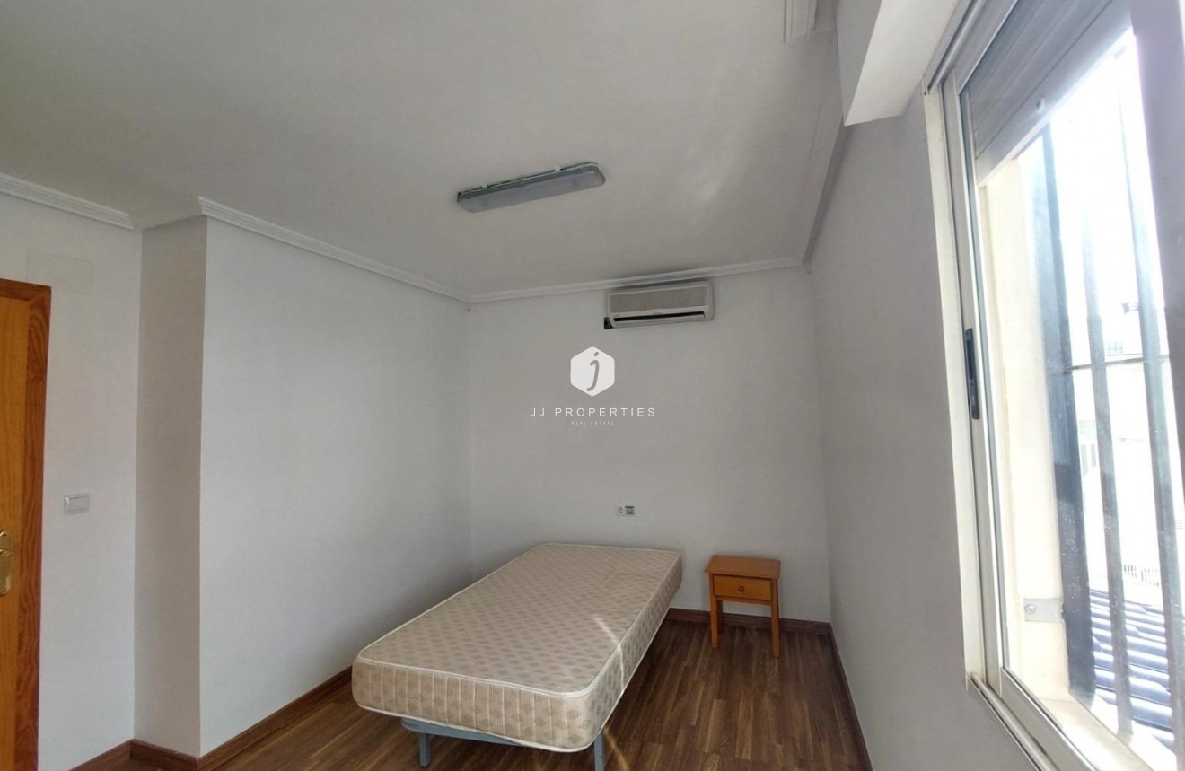 Segunda mano - Villa -
Torrevieja - Costa Blanca