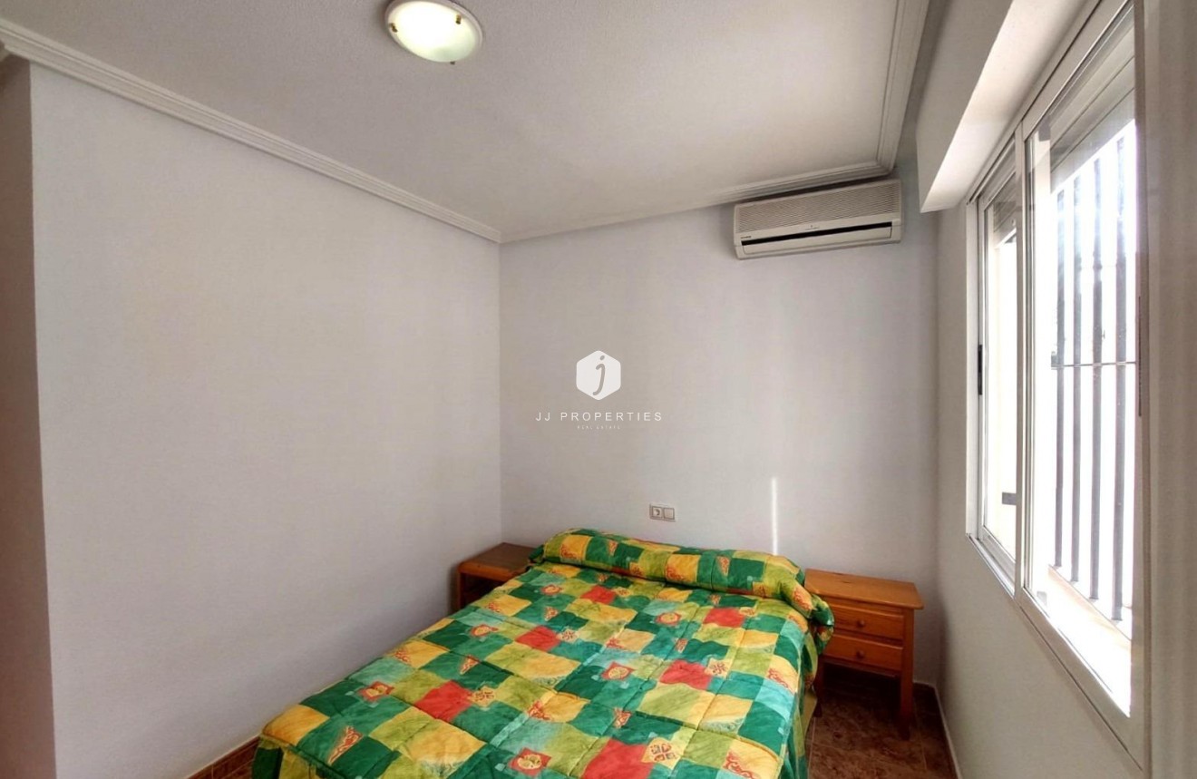 Segunda mano - Villa -
Torrevieja - Costa Blanca