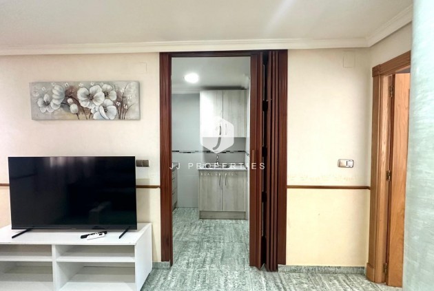 Segunda mano - Ático -
Torrevieja