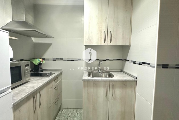 Segunda mano - Ático -
Torrevieja