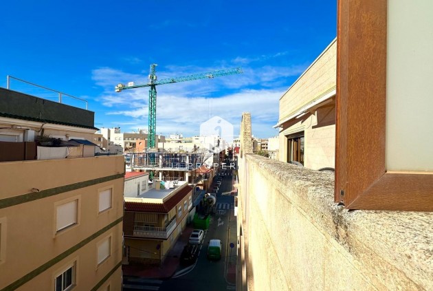 Segunda mano - Ático -
Torrevieja