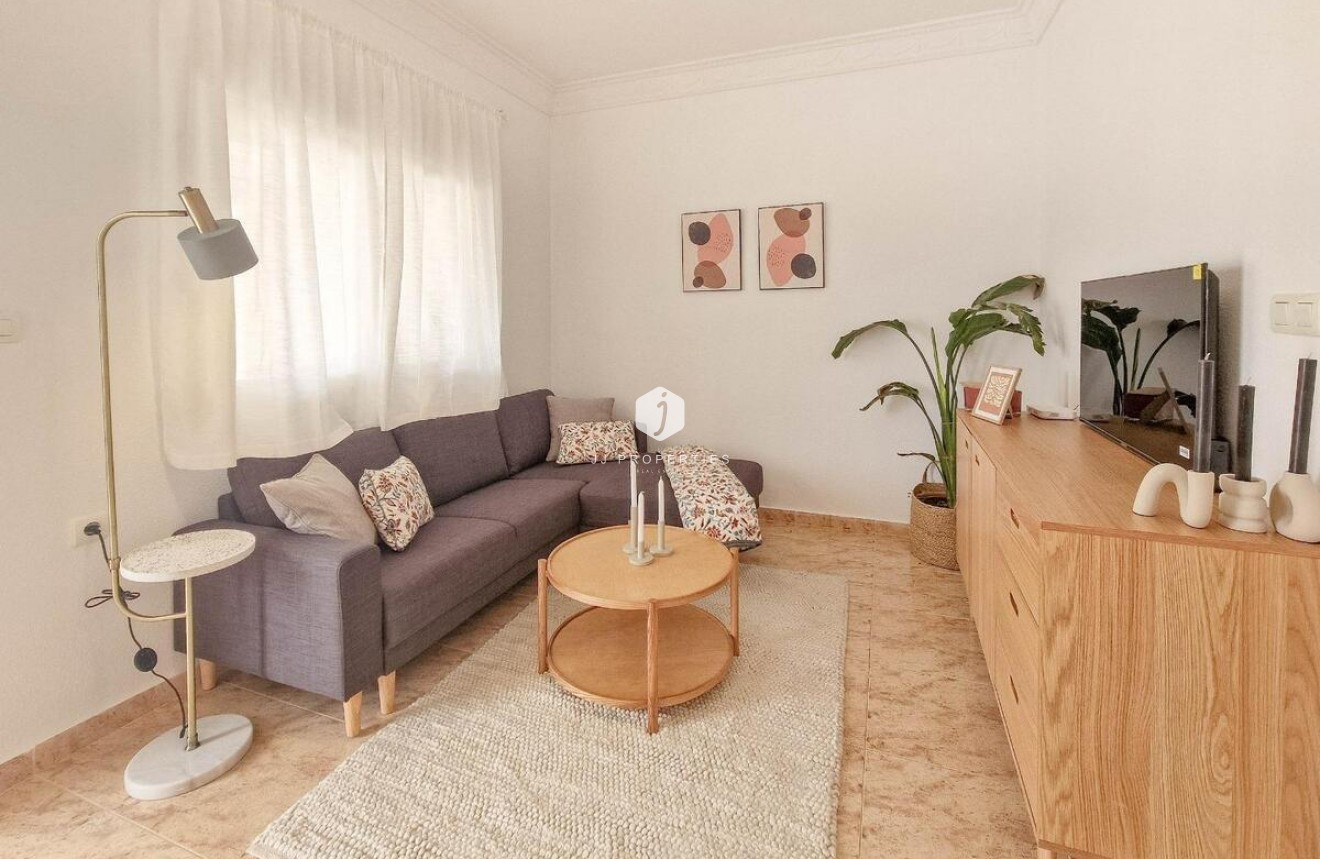 Segunda mano - Bungalow -
Torrevieja - Costa Blanca