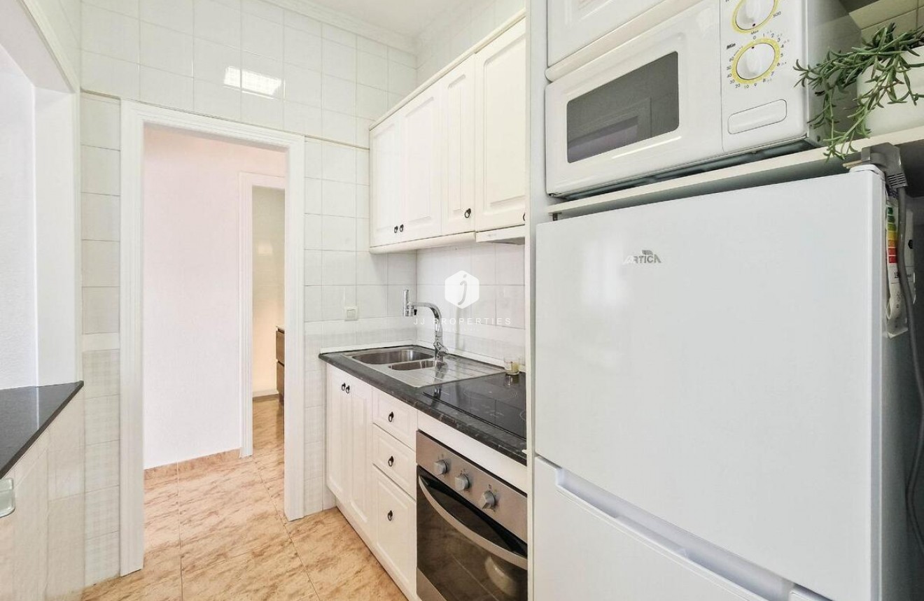 Segunda mano - Bungalow -
Torrevieja - Costa Blanca