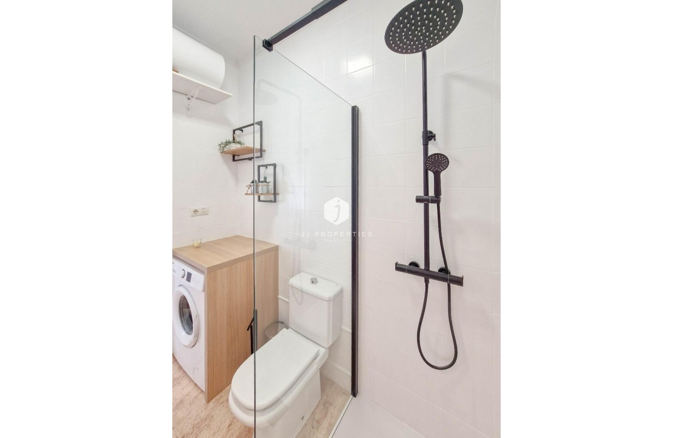 Segunda mano - Bungalow -
Torrevieja - Costa Blanca