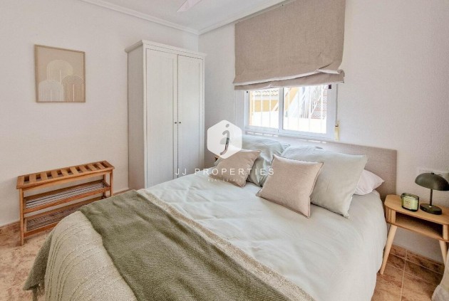 Segunda mano - Bungalow -
Torrevieja - Costa Blanca