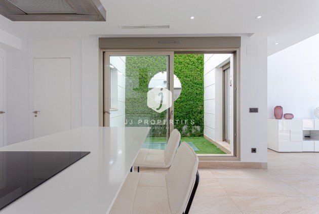 Segunda mano - Villa -
Orihuela Costa - Costa Blanca