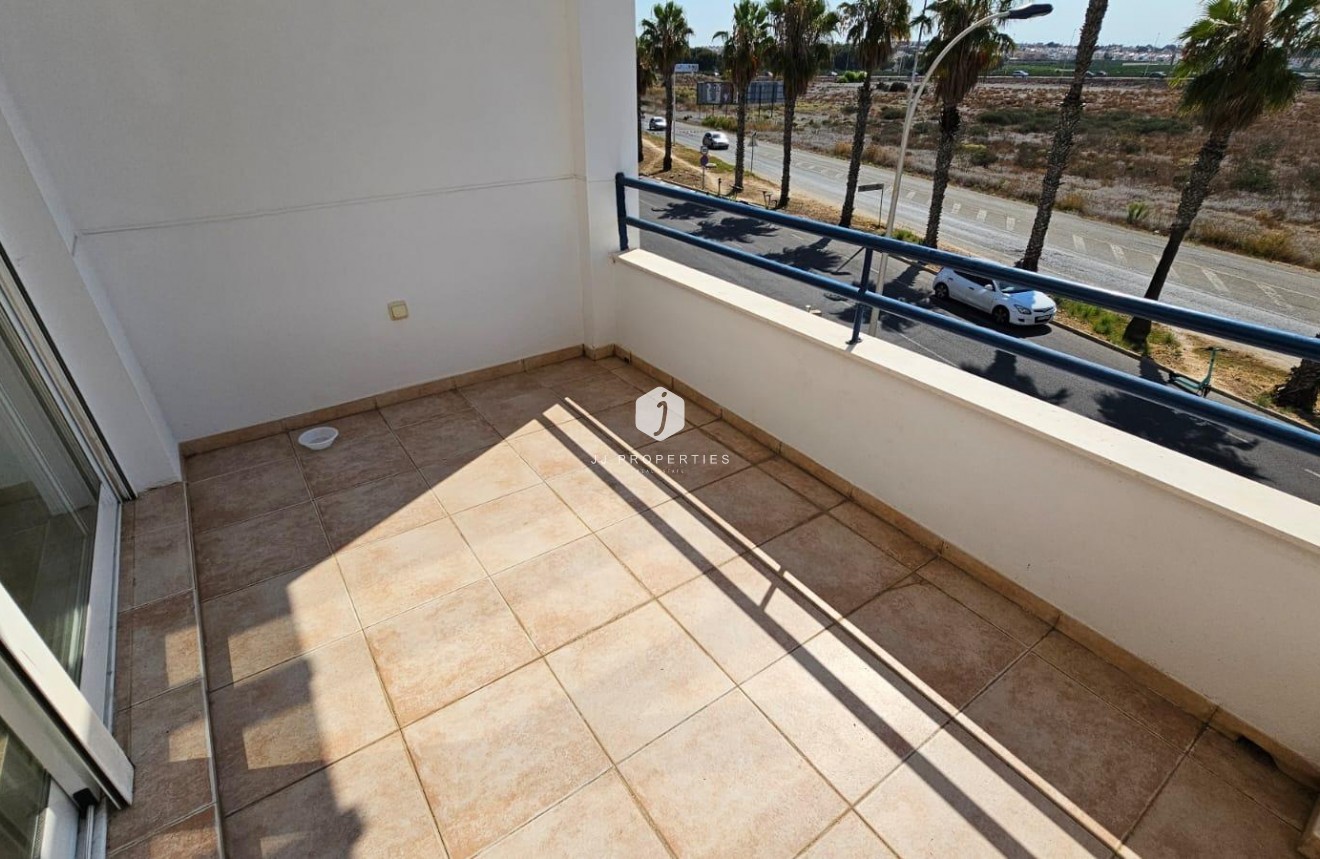 Segunda mano - Apartamento / piso -
Torrevieja - Los Balcones - Los Altos del Edén