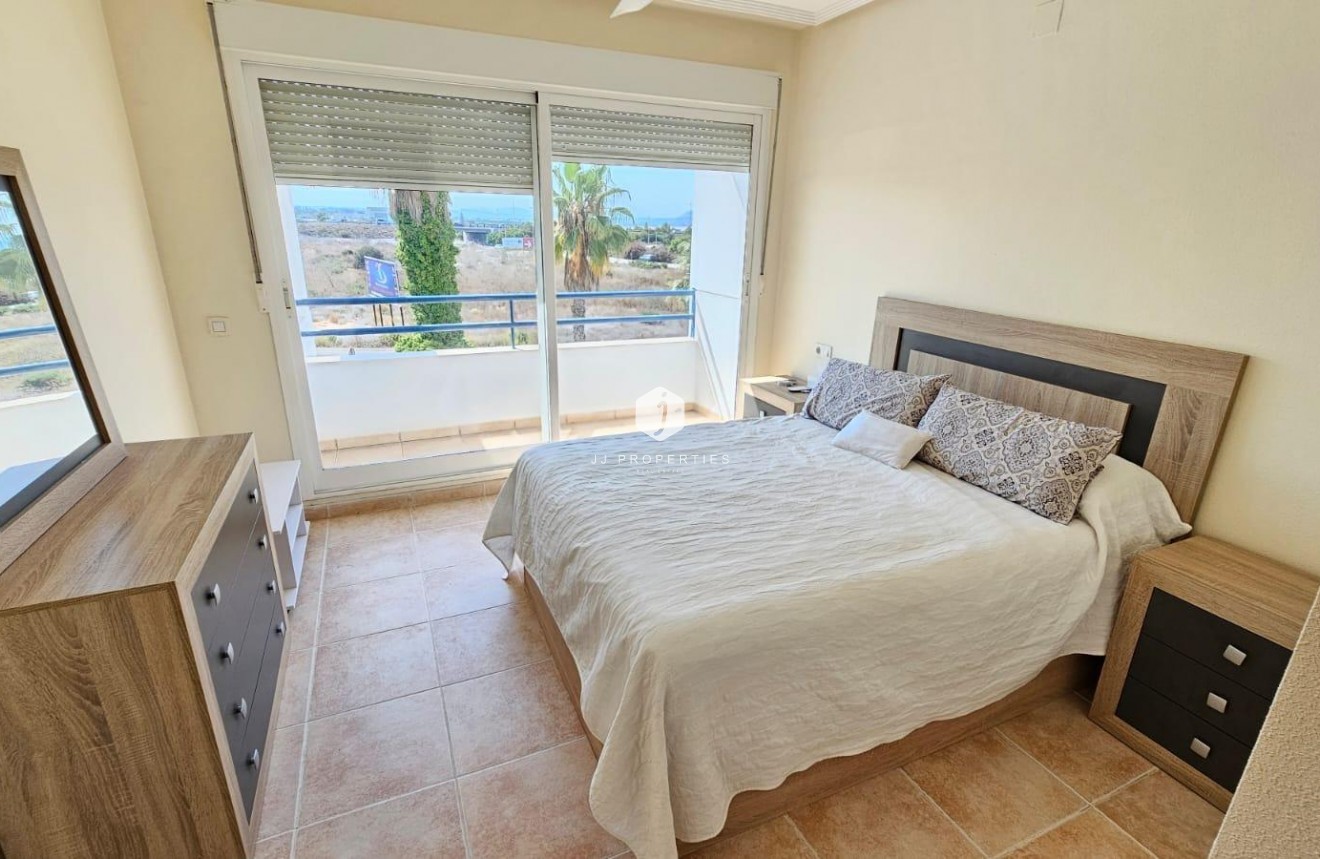 Segunda mano - Apartamento / piso -
Torrevieja - Los Balcones - Los Altos del Edén