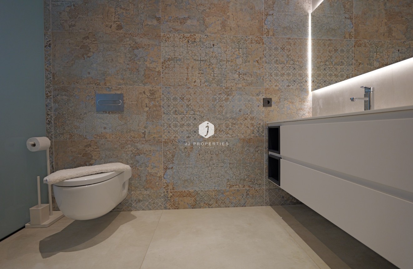 Segunda mano - Villa -
Rojales - Inland