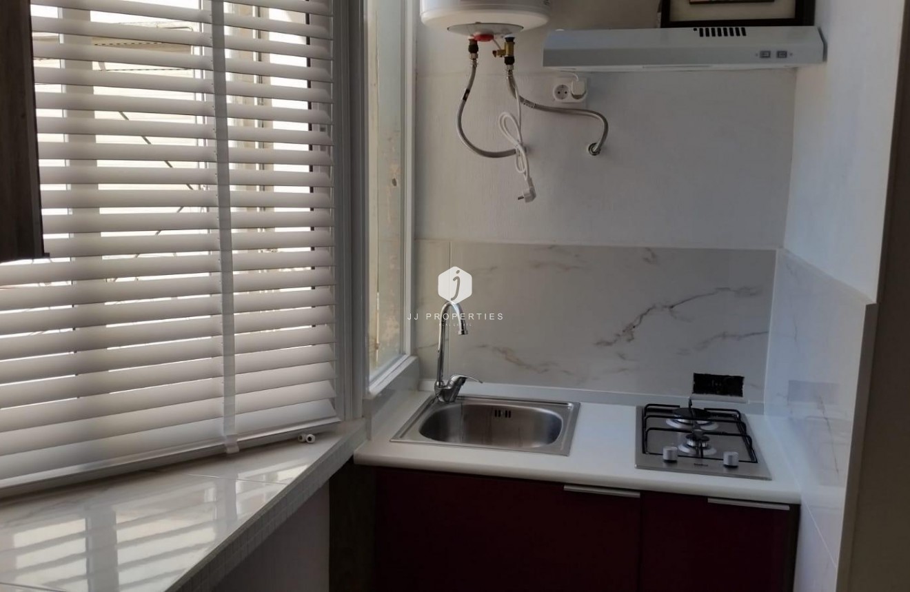 Segunda mano - Apartamento / piso -
Torrevieja - Playa del Cura