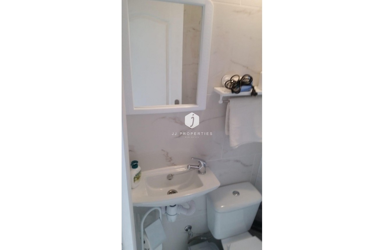 Segunda mano - Apartamento / piso -
Torrevieja - Playa del Cura