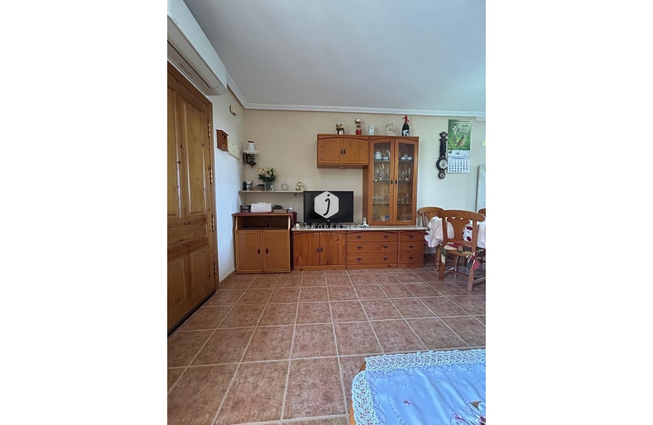 Aus zweiter Hand - Duplex -
Orihuela Costa - Punta Prima