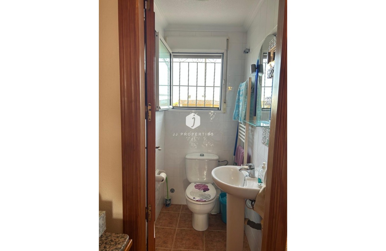 Aus zweiter Hand - Duplex -
Orihuela Costa - Punta Prima