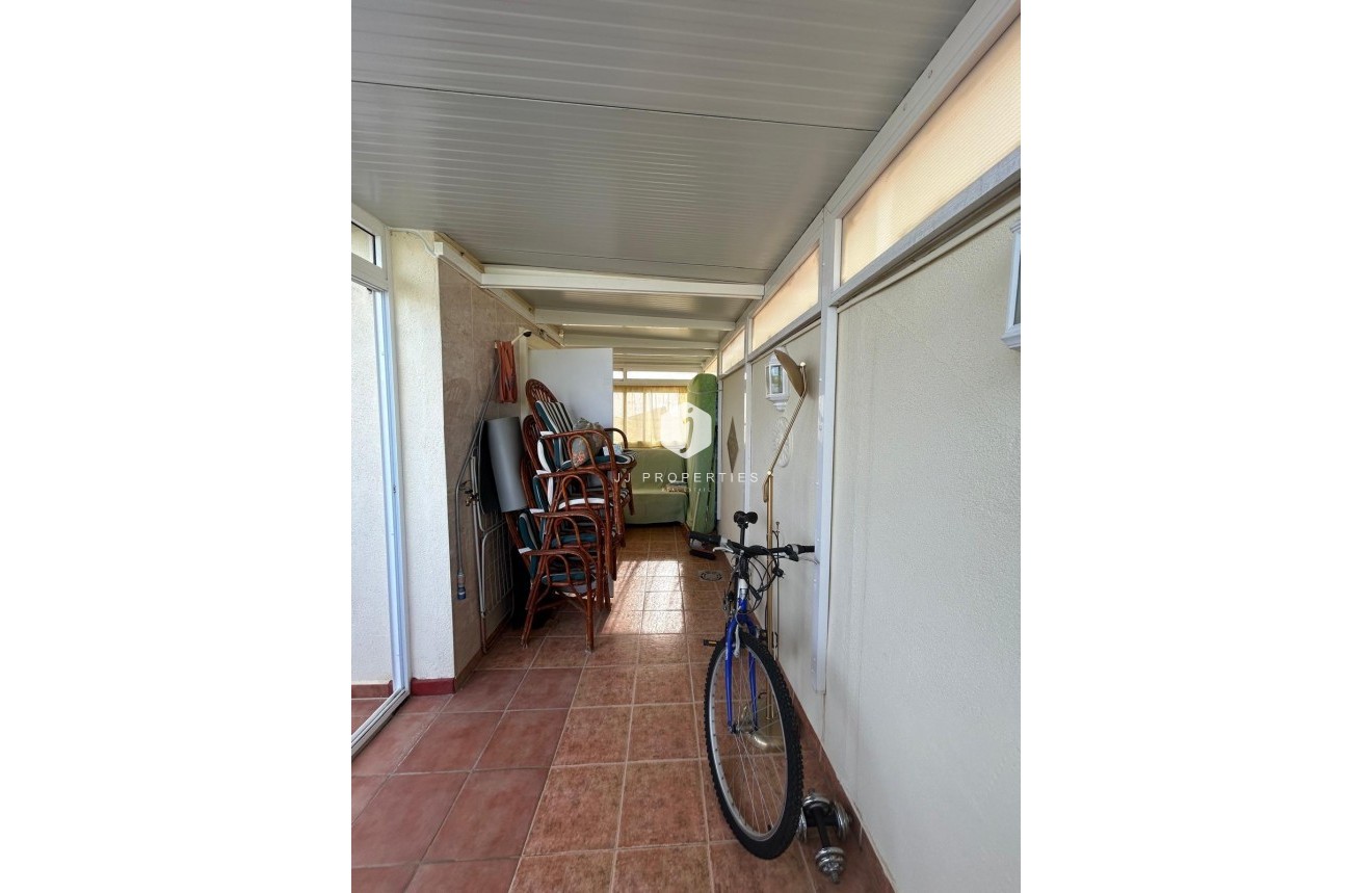 Aus zweiter Hand - Duplex -
Orihuela Costa - Punta Prima