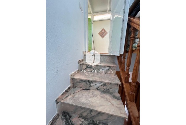 Aus zweiter Hand - Duplex -
Orihuela Costa - Punta Prima