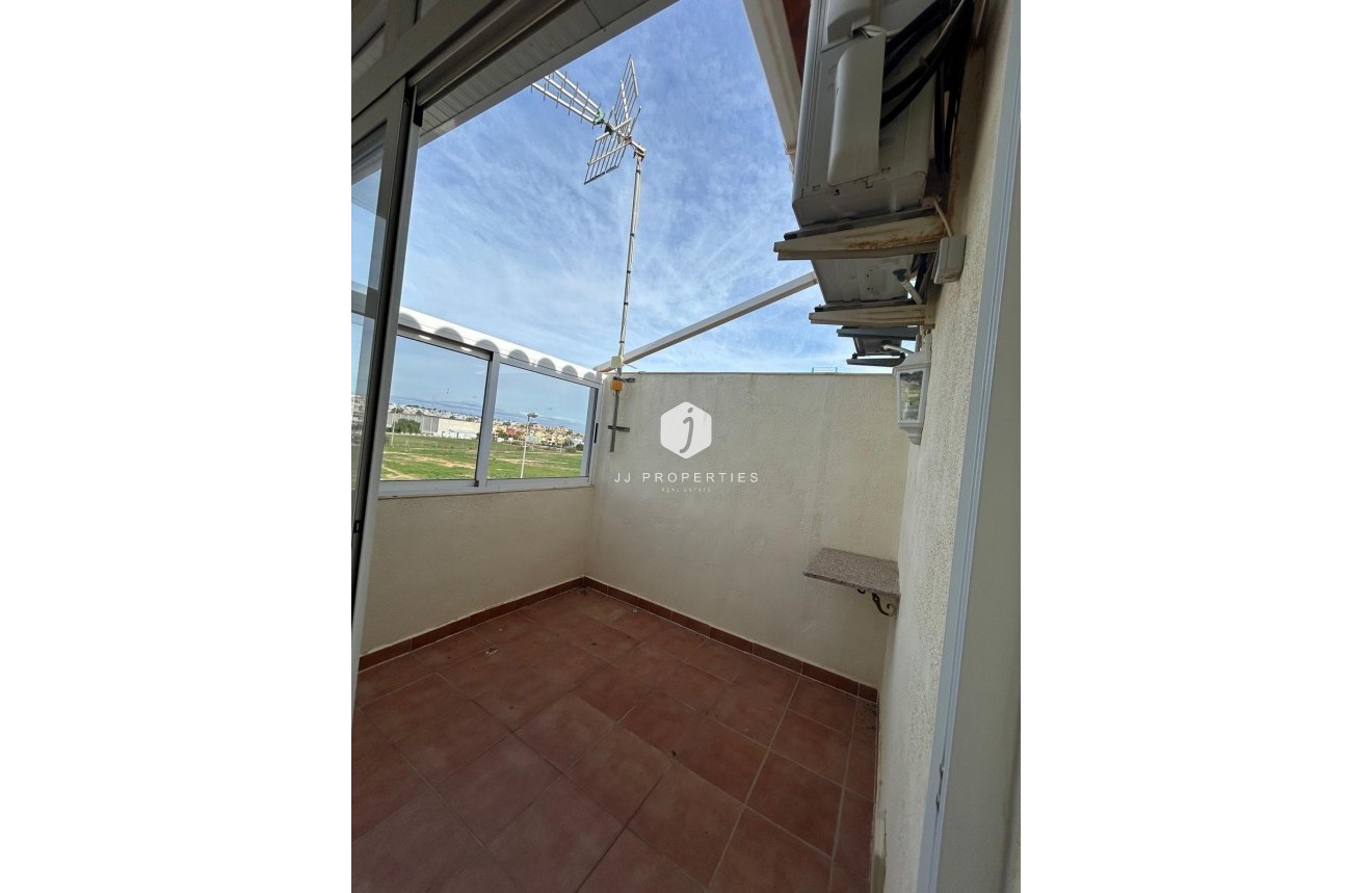 Aus zweiter Hand - Duplex -
Orihuela Costa - Punta Prima