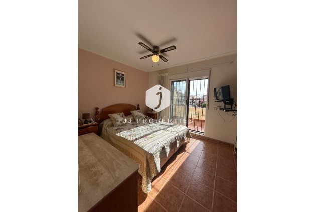 Aus zweiter Hand - Duplex -
Orihuela Costa - Punta Prima