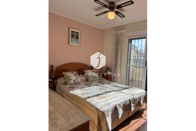 Aus zweiter Hand - Duplex -
Orihuela Costa - Punta Prima